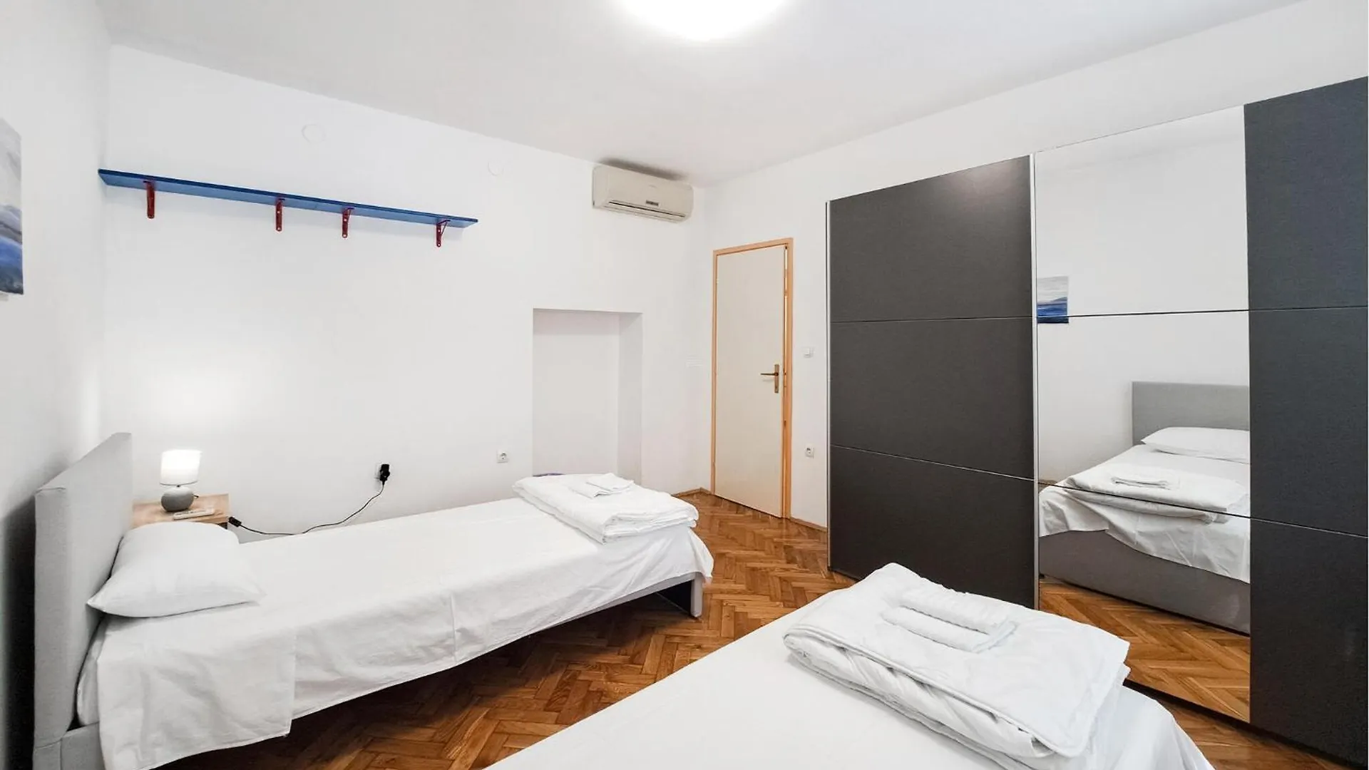 Cozy Apartment In Pula With Wifi